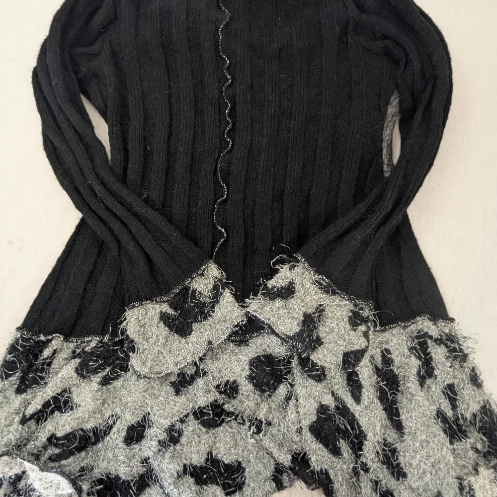 Sioni Studio Bohemian Cardigan Black & Grey Mixed Fabric Front Button Medium
